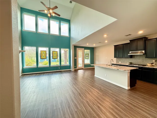 $3,500 | 3707 Parkcrest Court, Pearland, TX 77584