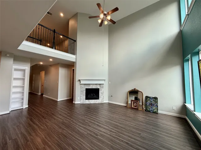 $3,500 | 3707 Parkcrest Court, Pearland, TX 77584