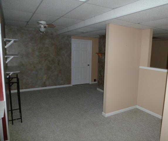 2116 Lock B Road North Clarksville, TN 37043 - Photo 15 of 20 ...and more space!!