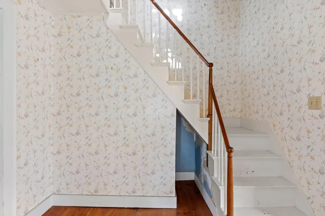 $980,000 | 86 Pleasant Street, Yarmouth, ME 04096