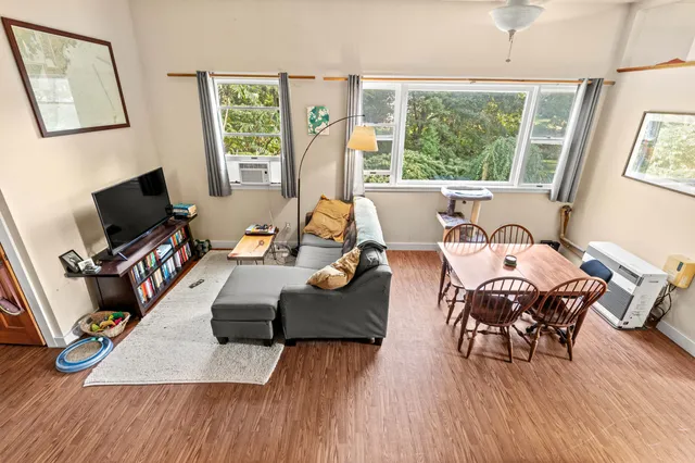 $980,000 | 86 Pleasant Street, Yarmouth, ME 04096