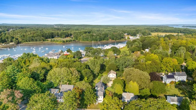 $980,000 | 86 Pleasant Street, Yarmouth, ME 04096