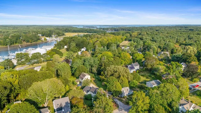 $980,000 | 86 Pleasant Street, Yarmouth, ME 04096