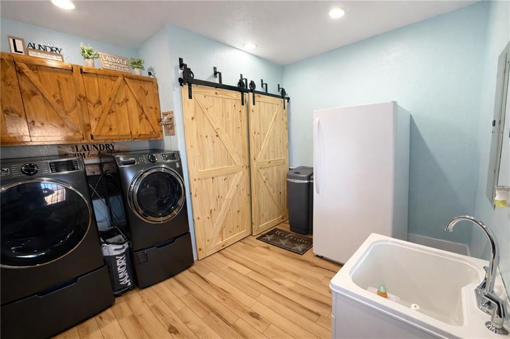 1044 Southwest 101st Road Chilhowee, MO 64733 - Photo 6 of 53 Gallery Image 6