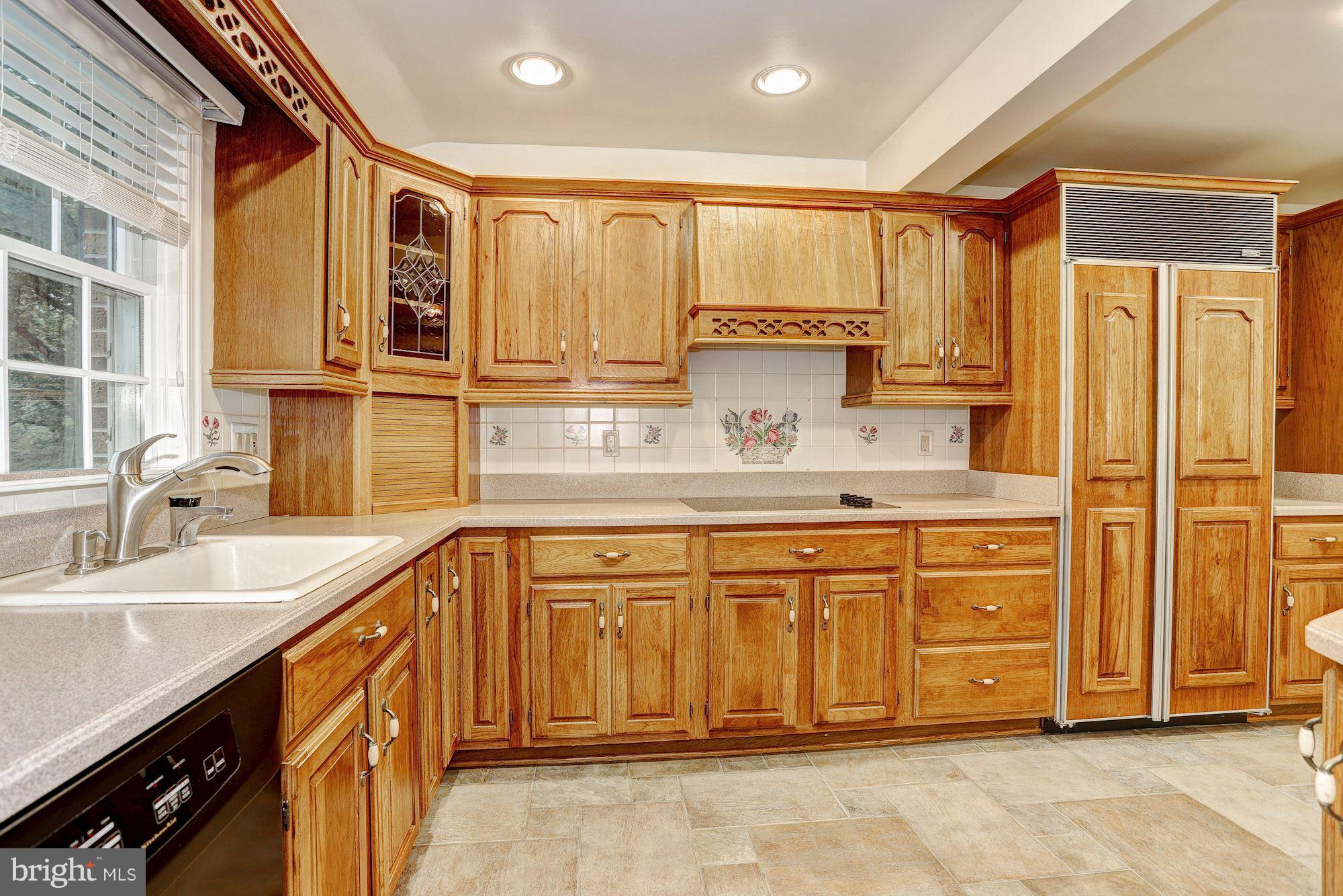 14875 Cemetery Road Cooksville, MD 21723 - Photo 6 of 26 Kitchen