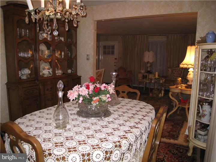 441 Kennerly Road Springfield, PA 19064 - Photo 7 of 14 Dining Room