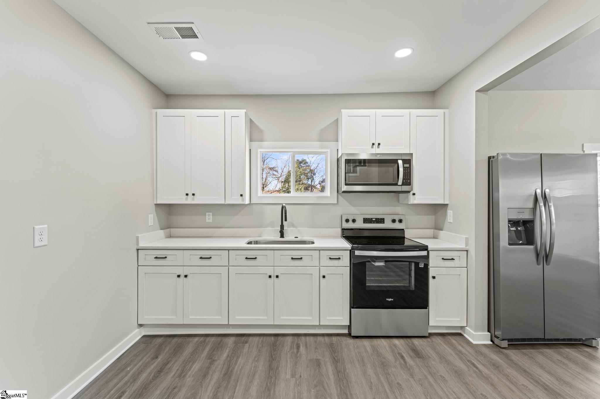 8 Powell Street Seneca, SC 29678 - Photo 15 of 34