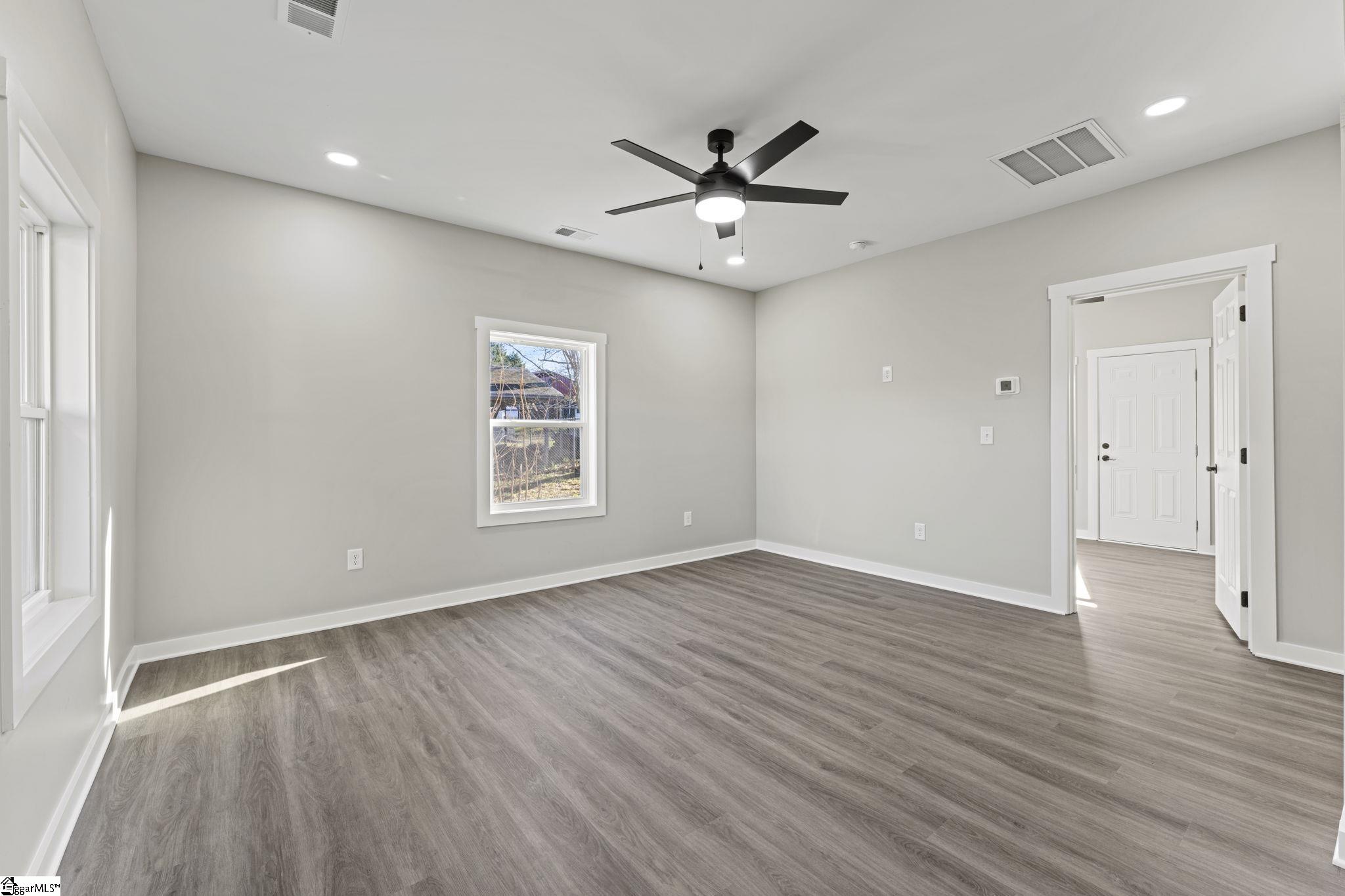 8 Powell Street Seneca, SC 29678 - Photo 26 of 34