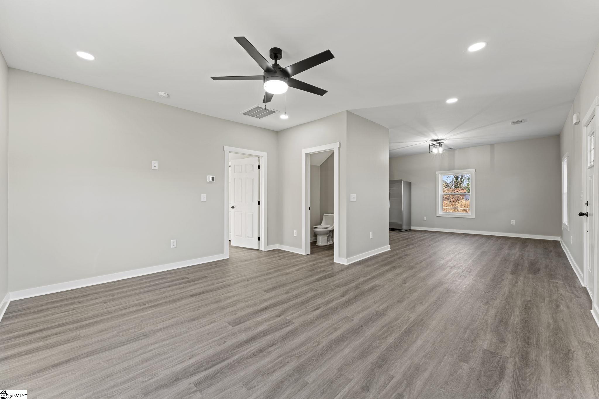 8 Powell Street Seneca, SC 29678 - Photo 9 of 34