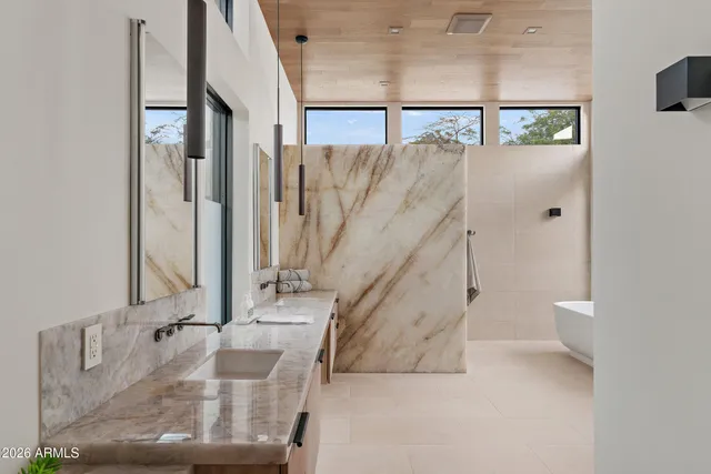 $12,995,000 | 6135 North 51st Place, Paradise Valley, AZ 85253