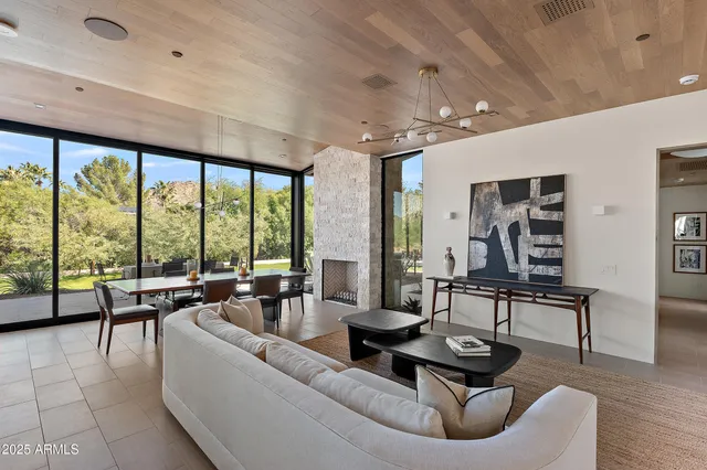 $12,995,000 | 6135 North 51st Place, Paradise Valley, AZ 85253