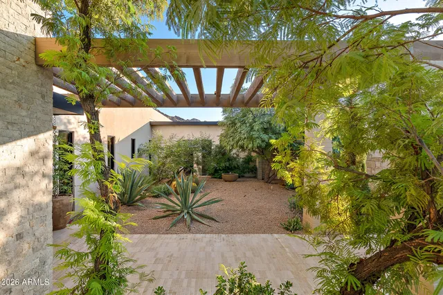 $12,995,000 | 6135 North 51st Place, Paradise Valley, AZ 85253
