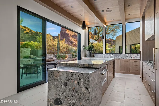 $12,995,000 | 6135 North 51st Place, Paradise Valley, AZ 85253