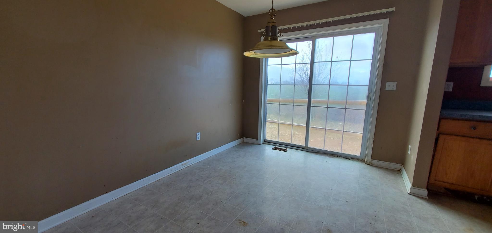 91 Robelei Drive Ranson, WV 25438 - Photo 8 of 23