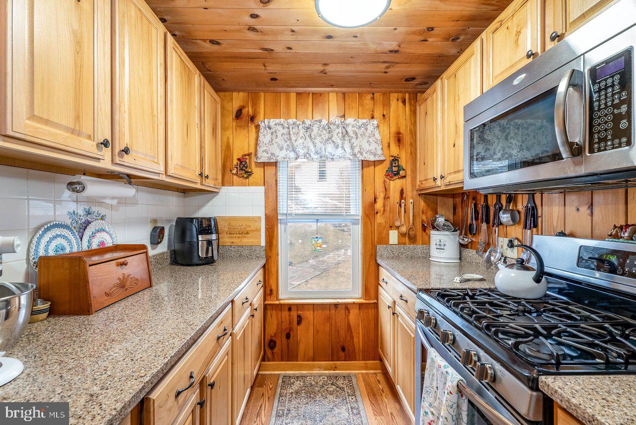 8545 Sugar Grove Road Sugar Grove, WV 26815 - Photo 18 of 99