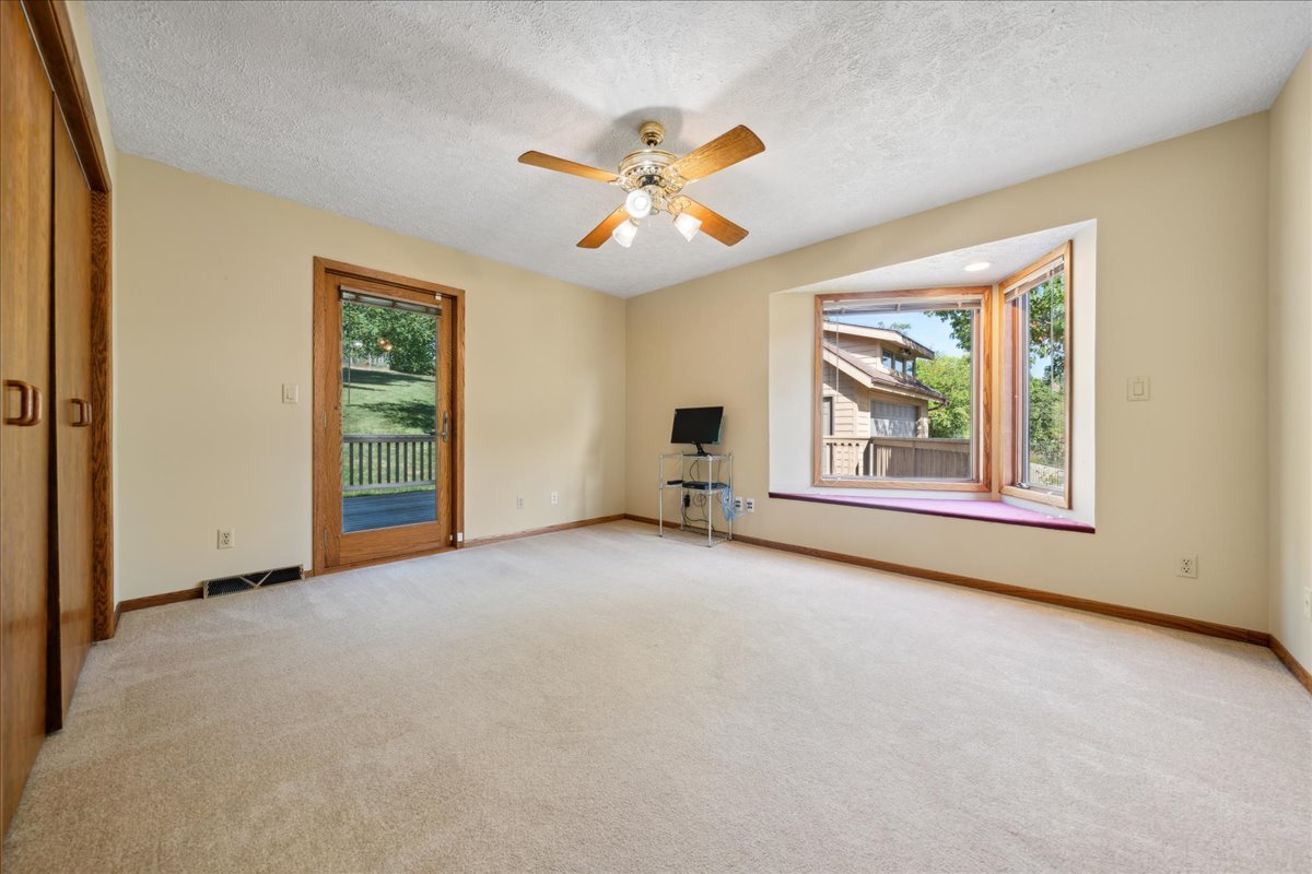 131 San Carlos Road Minooka, IL 60447 - Photo 18 of 40 Gallery Image 18