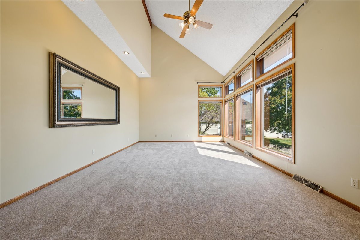 131 San Carlos Road Minooka, IL 60447 - Photo 5 of 40 Gallery Image 5