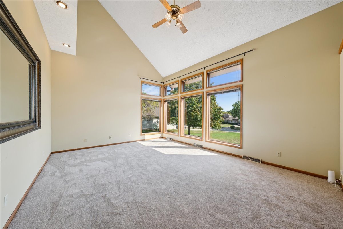 131 San Carlos Road Minooka, IL 60447 - Photo 6 of 40 Gallery Image 6