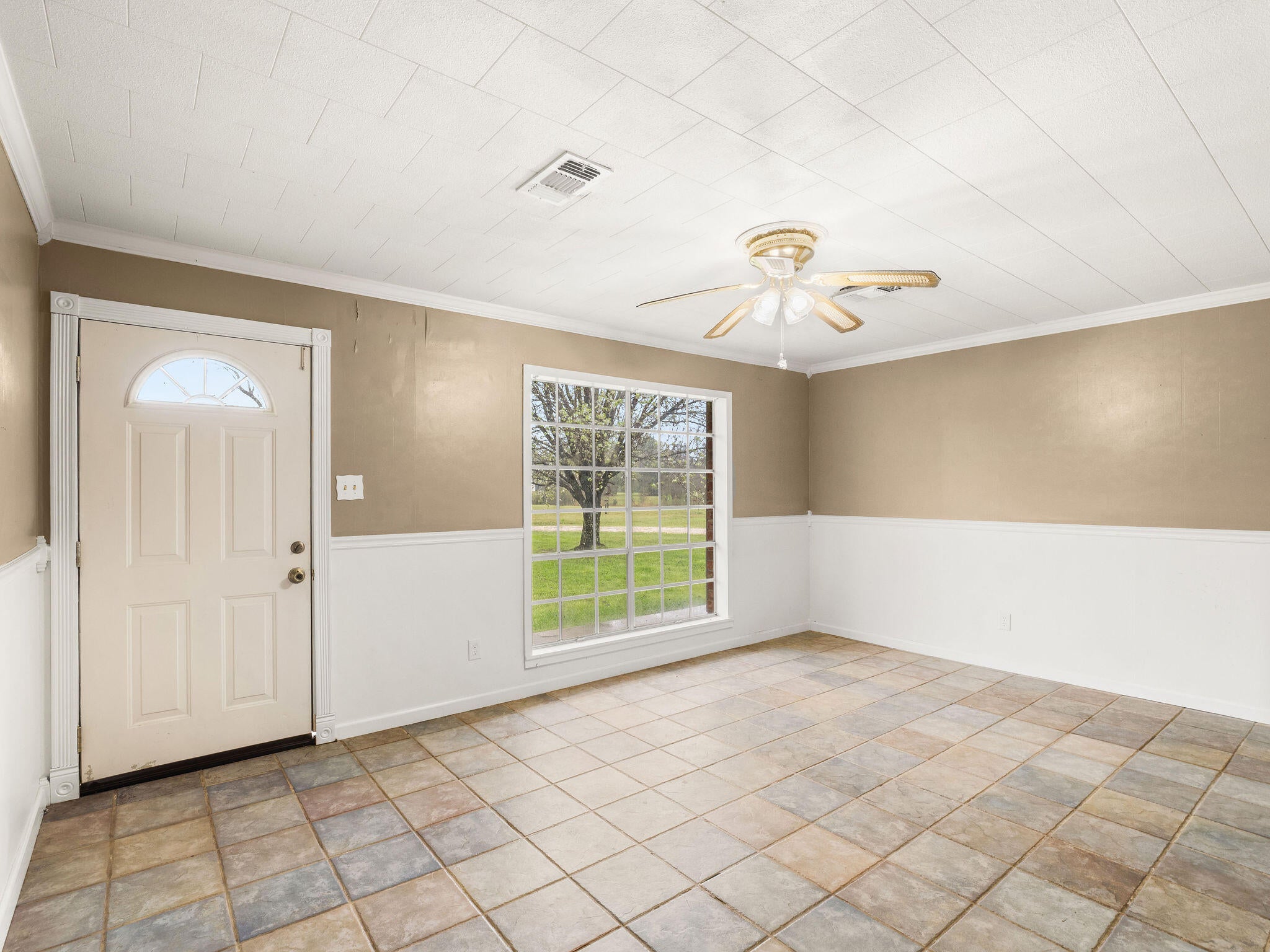 707 West Hawthorne Road Leesville, LA 71446 - Photo 3 of 18 Gallery Image 3