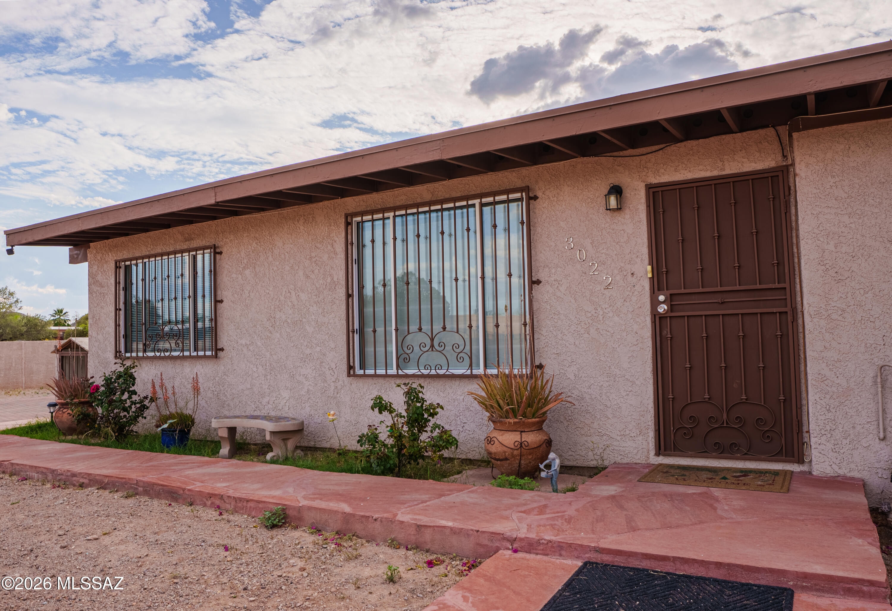 3022 South Oberon Road Tucson, AZ 85713 - Photo 4 of 26