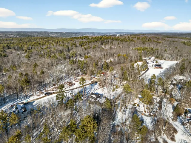 $1,350,000 | 84 Town Farm Road, North Yarmouth, ME 04097