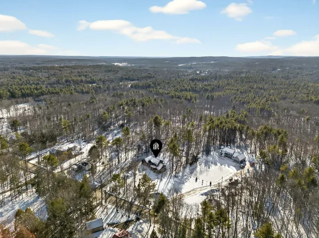 $1,350,000 | 84 Town Farm Road, North Yarmouth, ME 04097