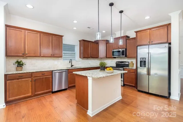 $544,900 | 1528 Spring Blossom Trail, Fort Mill, SC 29708