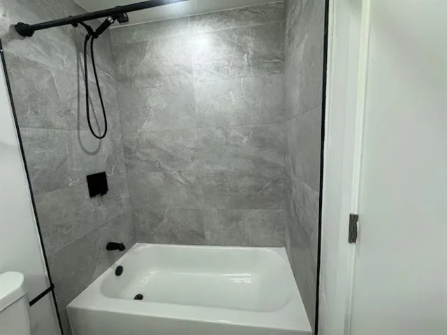 $1,750 | 5525 Southwest 41st Street, Unit 115, Hollywood, FL 33023