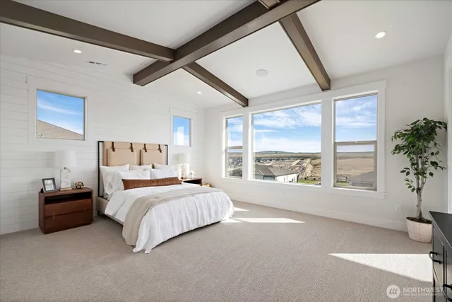 $999,950 | 7440 West 22nd Place, Kennewick, WA 99338