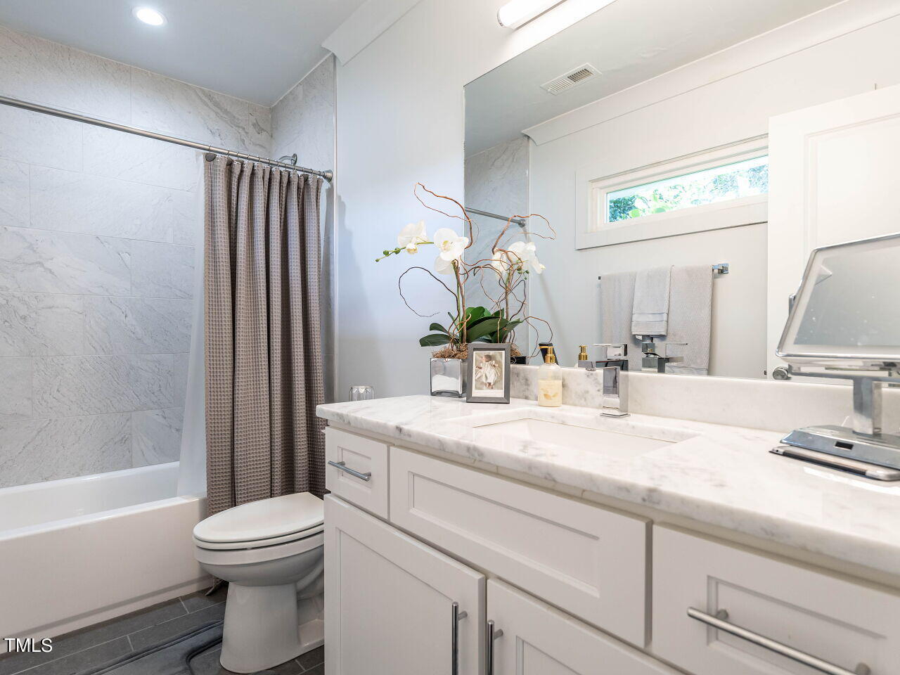 718 Graham Street Raleigh, NC 27605 - Photo 21 of 32 021-1280x960-bathroom