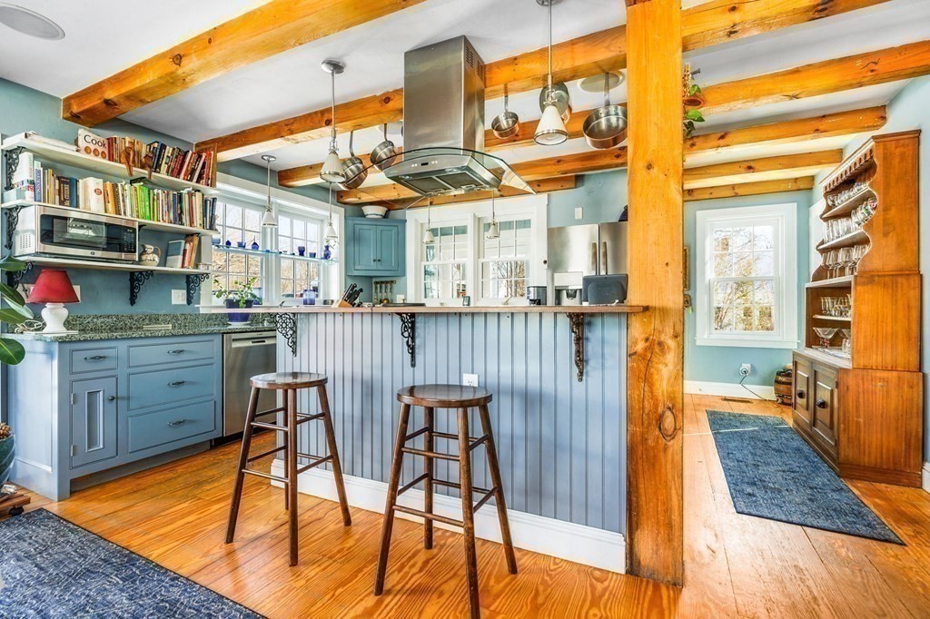 342 East Street Hingham, MA 02043 - Photo 16 of 40