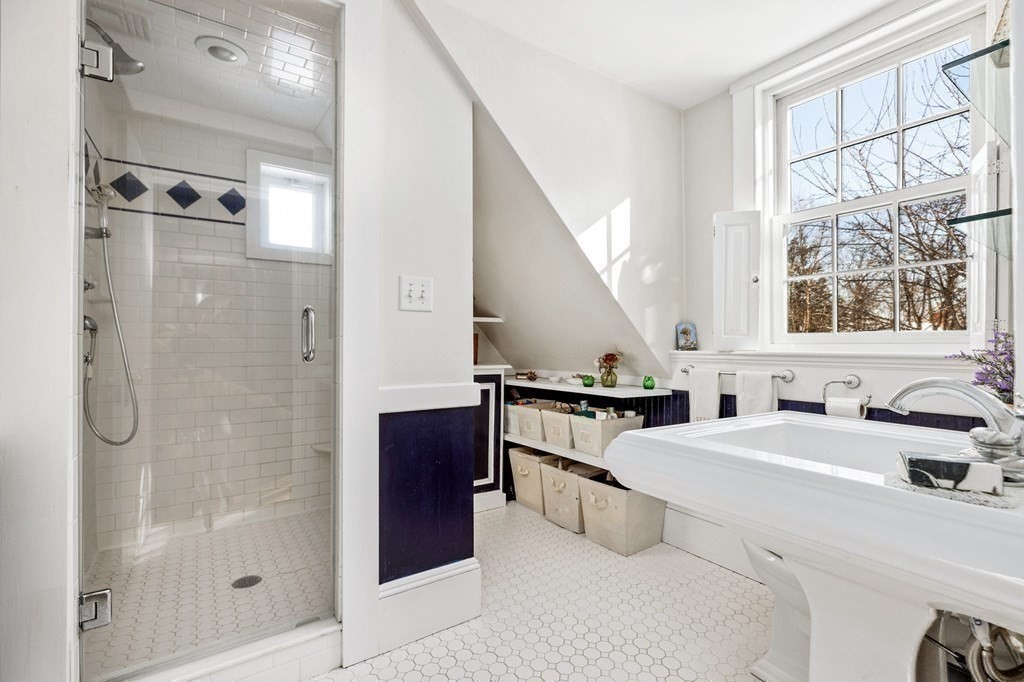 342 East Street Hingham, MA 02043 - Photo 26 of 40