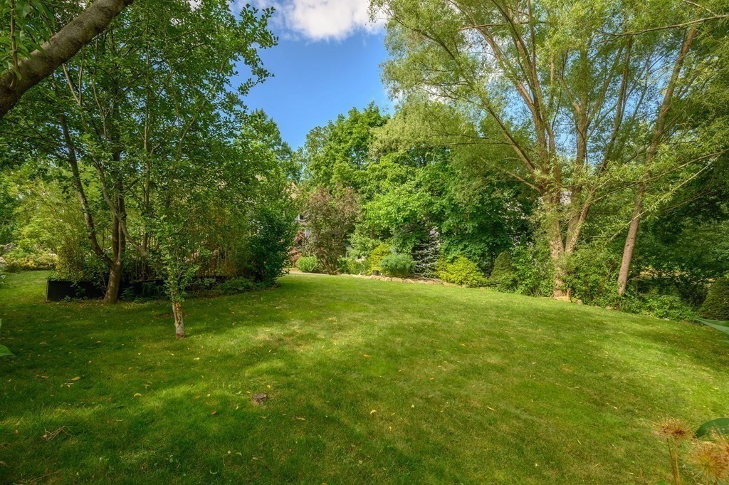 342 East Street Hingham, MA 02043 - Photo 28 of 40