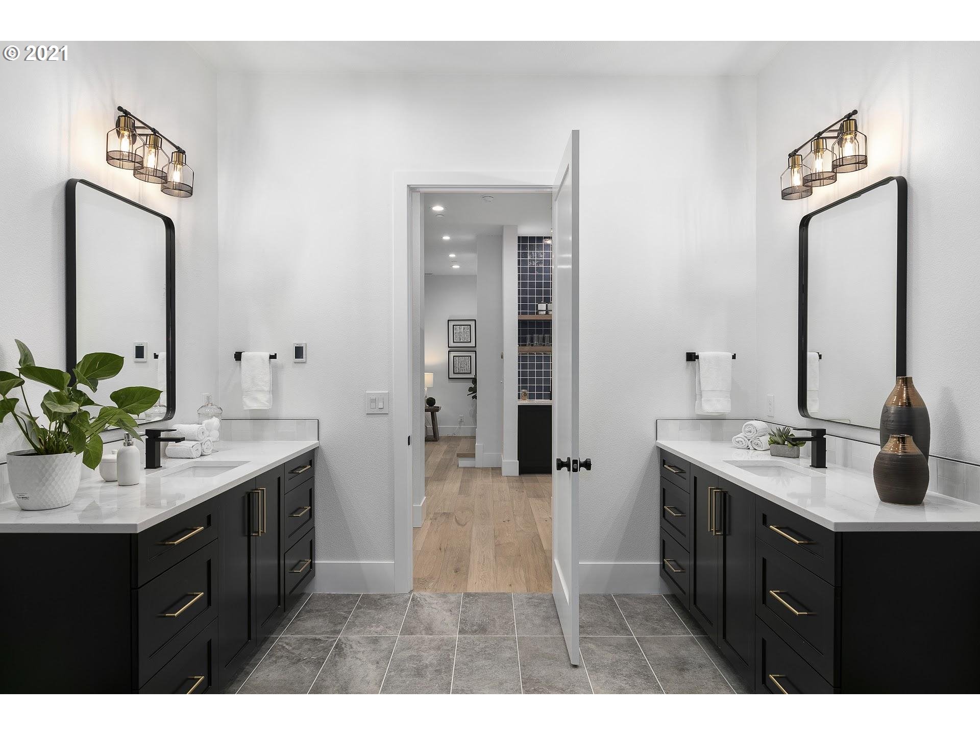 13589 Goodall Road Lake Oswego, OR 97034 - Photo 28 of 32 Gallery Image 28