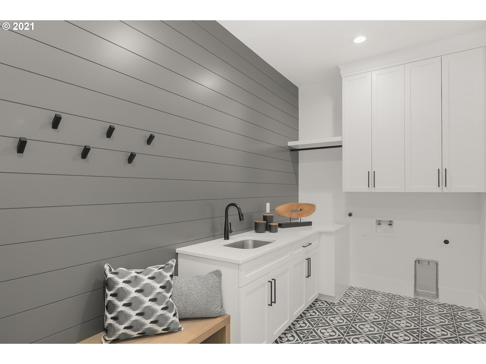13589 Goodall Road Lake Oswego, OR 97034 - Photo 30 of 32 Gallery Image 30