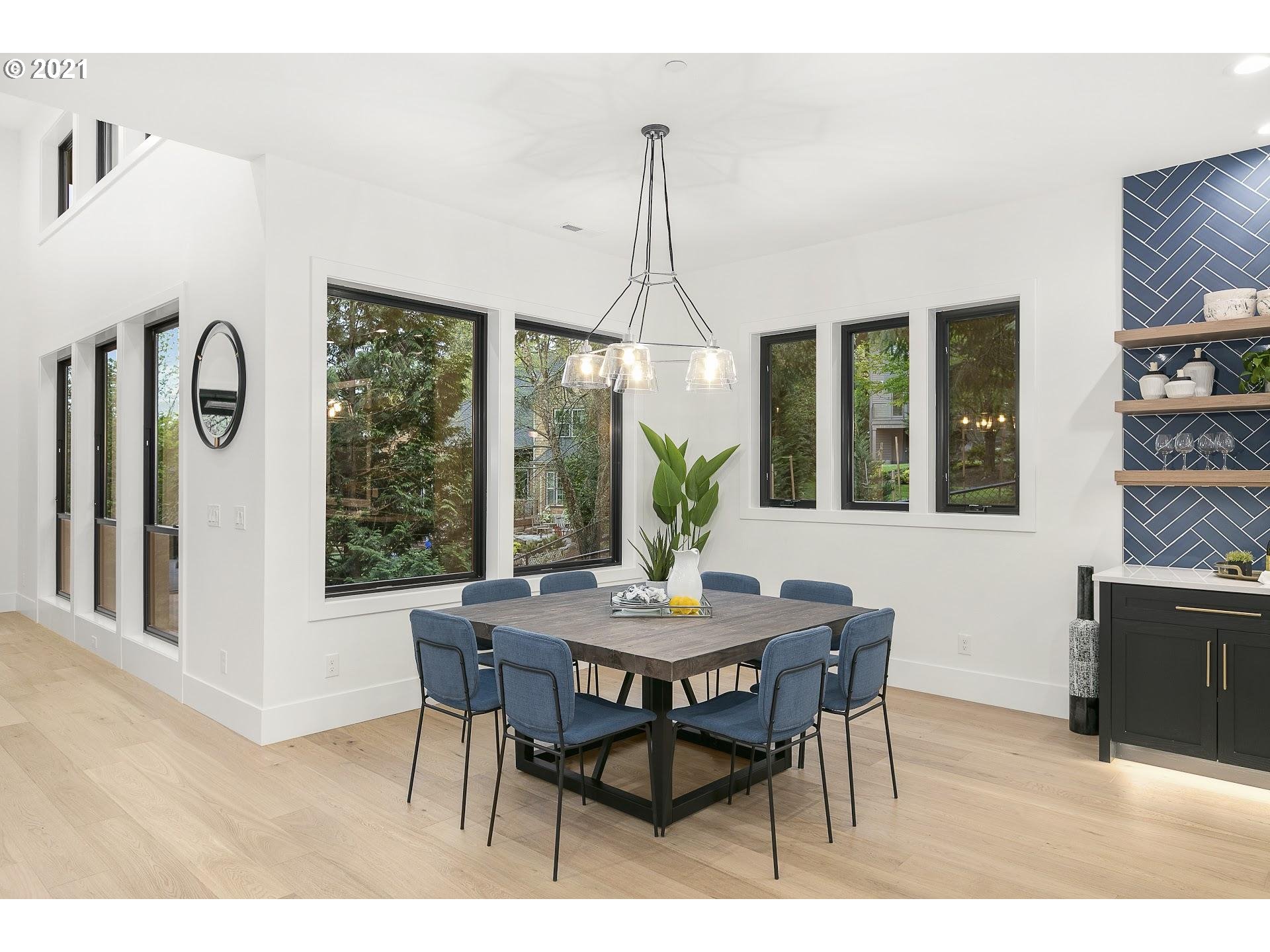 13589 Goodall Road Lake Oswego, OR 97034 - Photo 10 of 32 Gallery Image 10