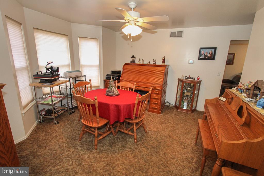 2478 Rosenberry Road Gilbertsville, PA 19525 - Photo 6 of 39 Gallery Image 6