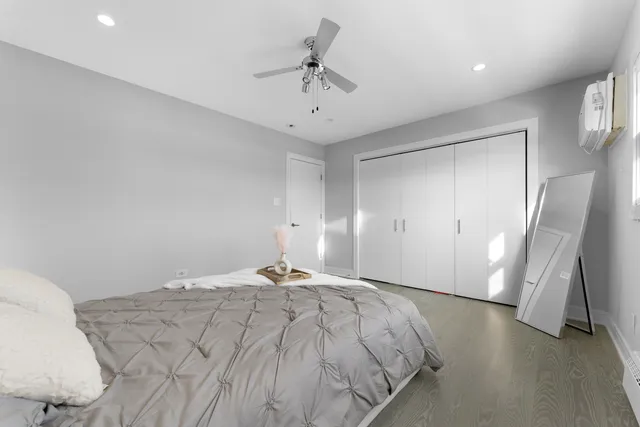 $234,900 | 3109 Paris Avenue, Unit 204, River Grove, IL 60171