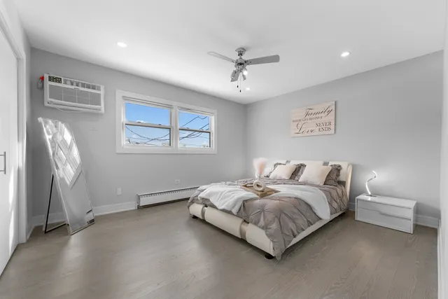 $234,900 | 3109 Paris Avenue, Unit 204, River Grove, IL 60171