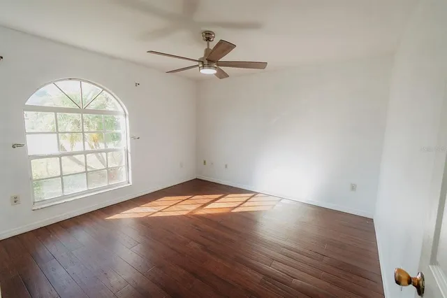 $374,900 | 403 Bigstaff Court, Winter Haven, FL 33884