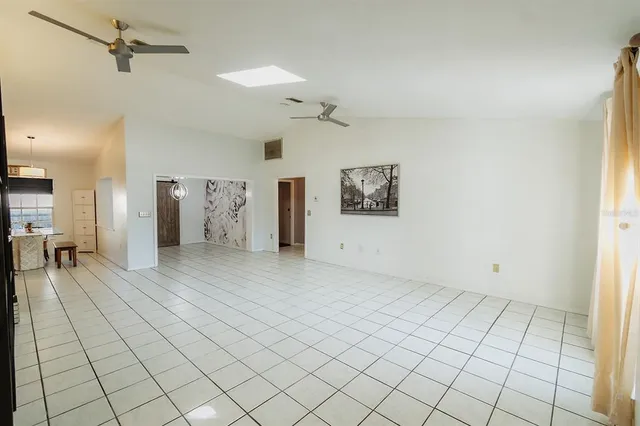 $374,900 | 403 Bigstaff Court, Winter Haven, FL 33884