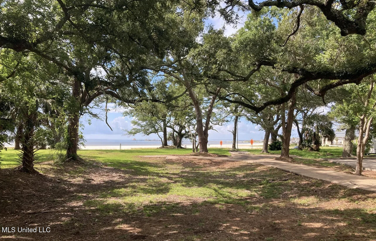 1822 15th Street, Unit B Gulfport, MS 39501 - Photo 15 of 17 View/Ground Level