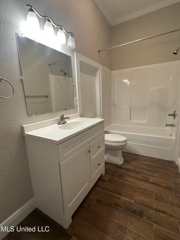 $1,900 | 1822 15th Street, Unit B, Gulfport, MS 39501