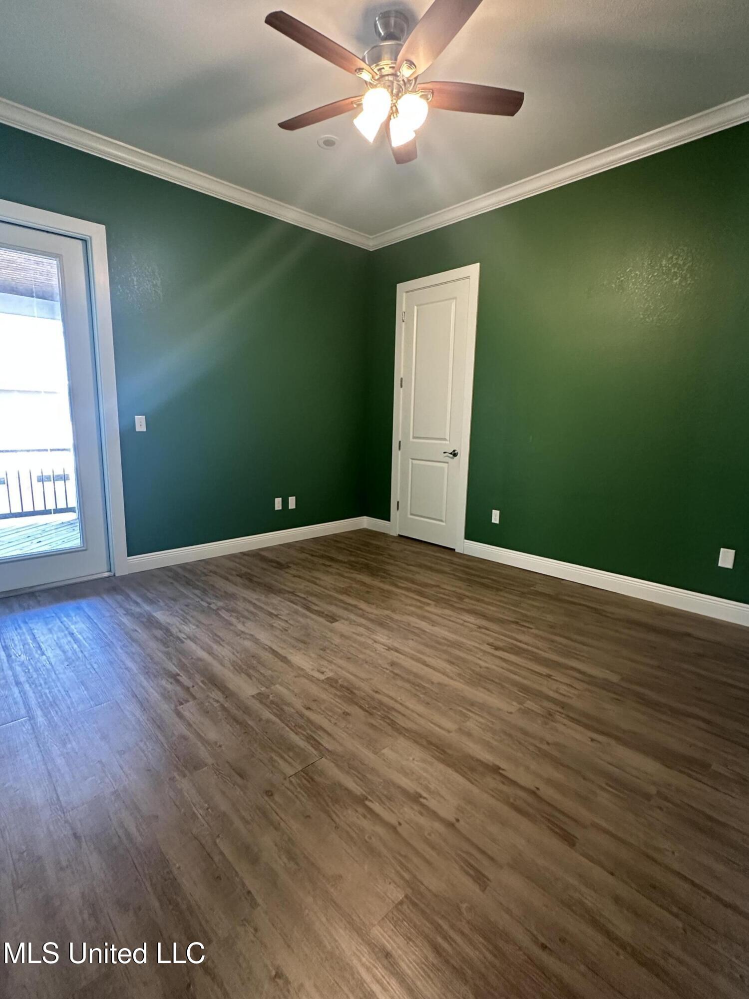 1822 15th Street, Unit B Gulfport, MS 39501 - Photo 10 of 17 Bedroom 2