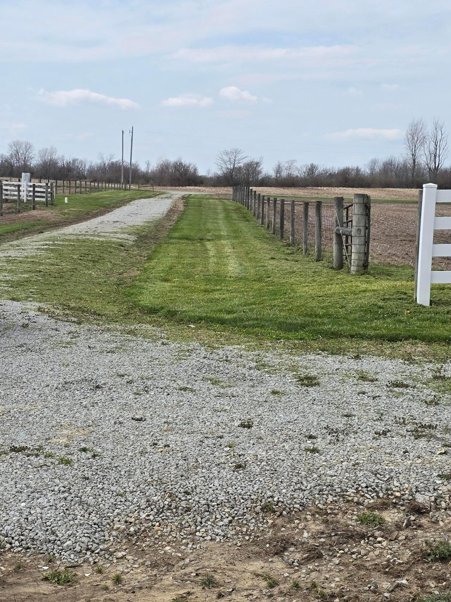 0 Neil East Road East London, OH 43140 - Photo 7 of 16 Entrance