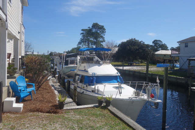 26050 Marina Road, Unit 8 Orange Beach, AL 36561 - Photo 4 of 38 Easy boat access!