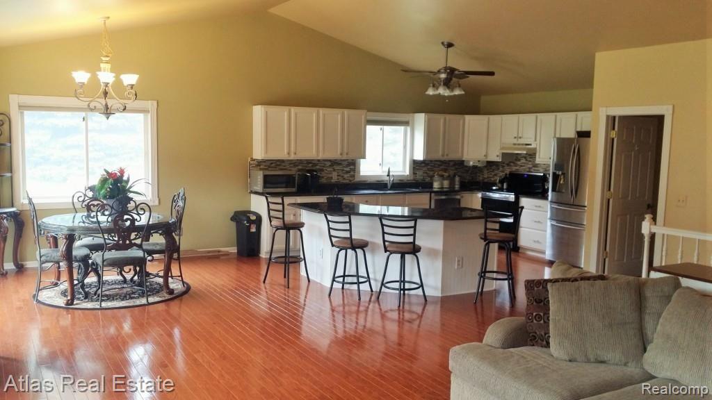 9250 Hogan Road Fenton, MI 48430 - Photo 7 of 24 Gallery Image 7
