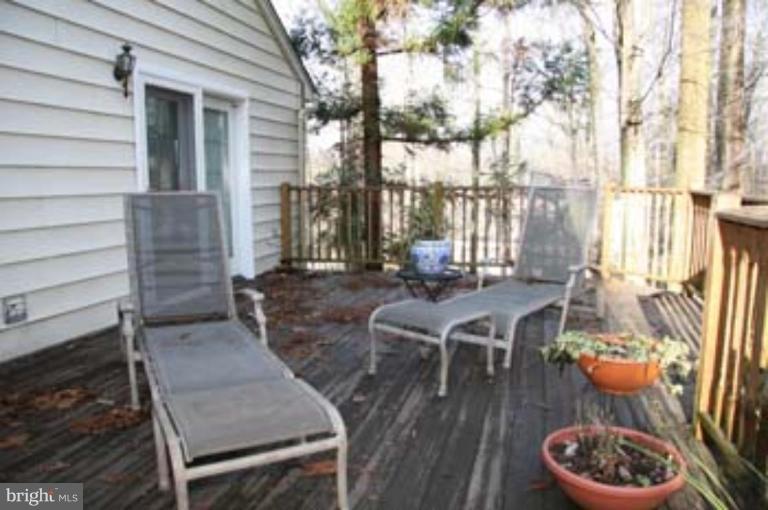 2105 Highland Ridge Drive Phoenix, MD 21131 - Photo 16 of 26 Deck