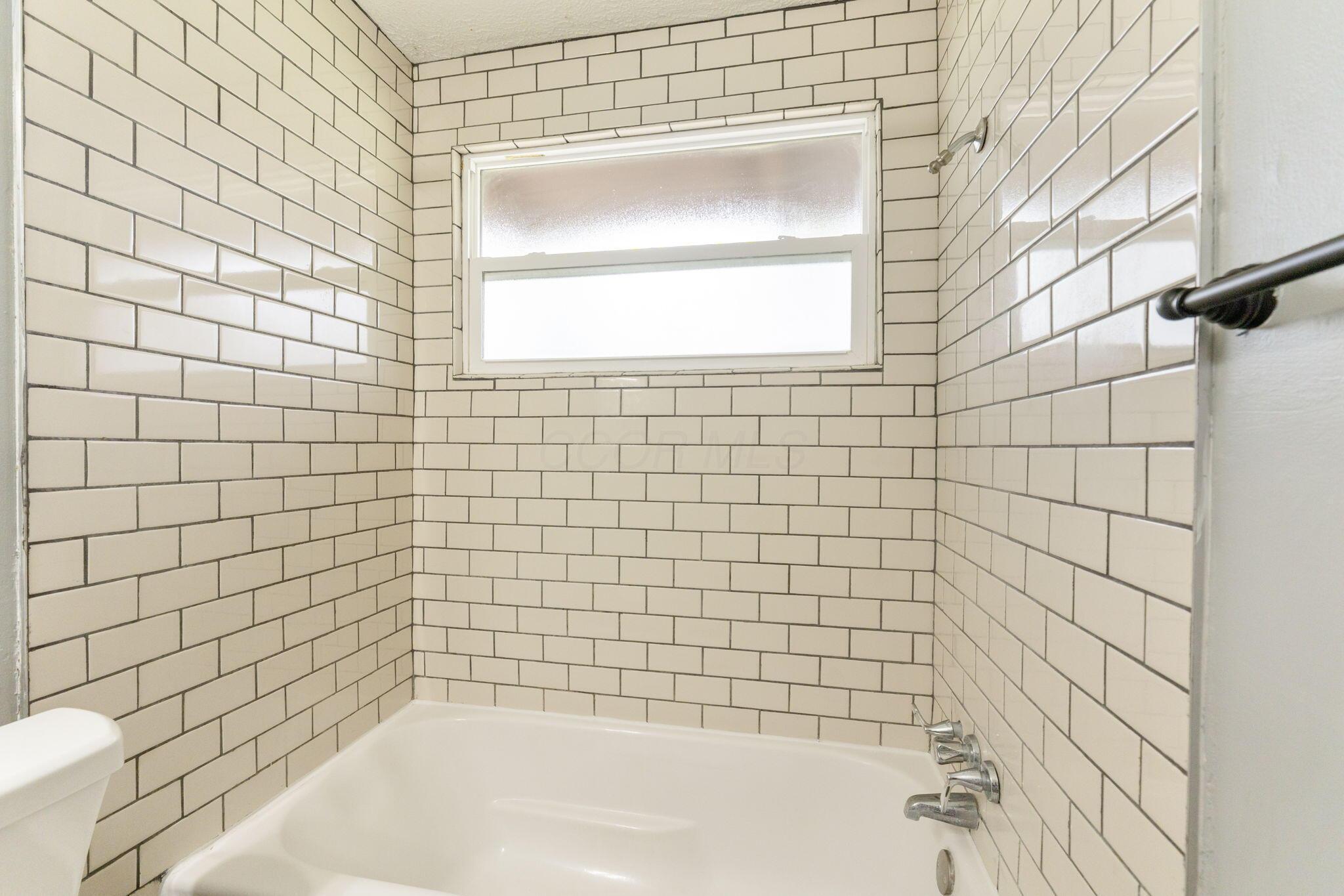 3434 Fishinger Road Columbus, OH 43221 - Photo 64 of 67 3434 Fishinger Rd (Interior)-31