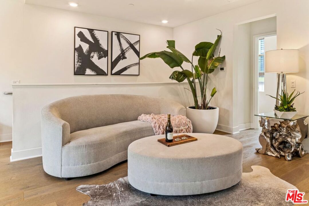 2776 Wright Lane Los Angeles, CA 90068 - Photo 6 of 16 a living room with furniture and a potted plant